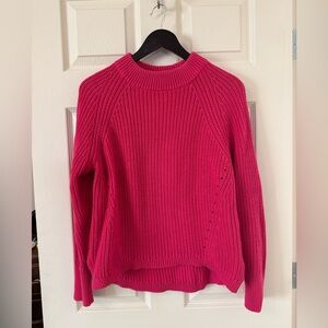 🩷Lord &Taylor Hot Pink Cotton Sweater size M🩷